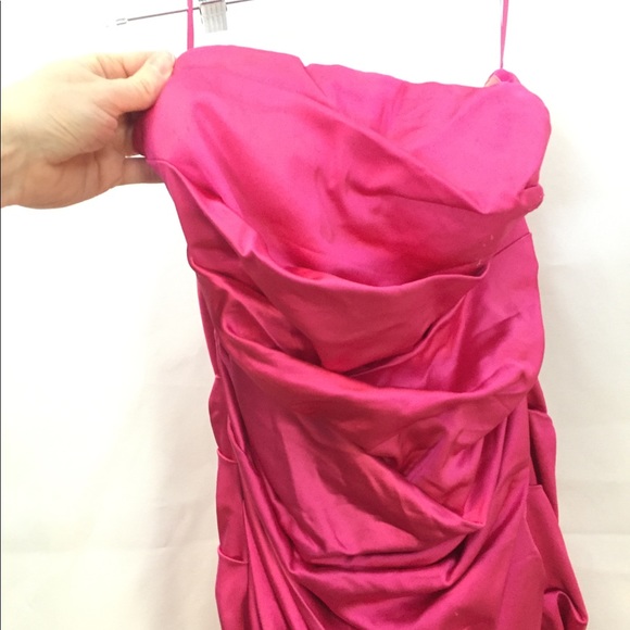 Cache 12 strapless hot pink ruched stretch dress - Picture 2 of 4